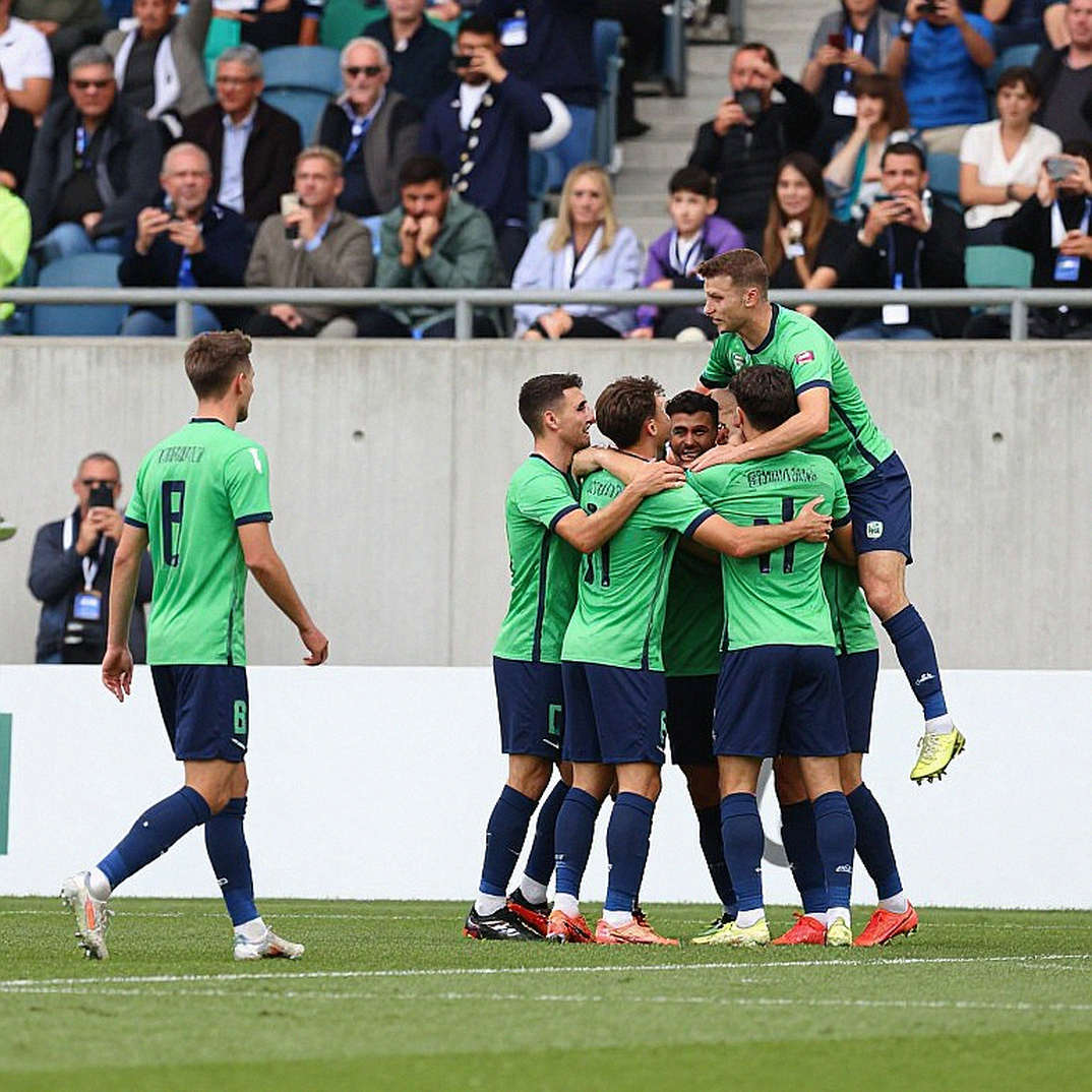 Zidane ra mắt đội tuyển Pháp: thắng Thổ Nhĩ Kỳ 1-0 và những gì mặt cỏ Izmit để lại