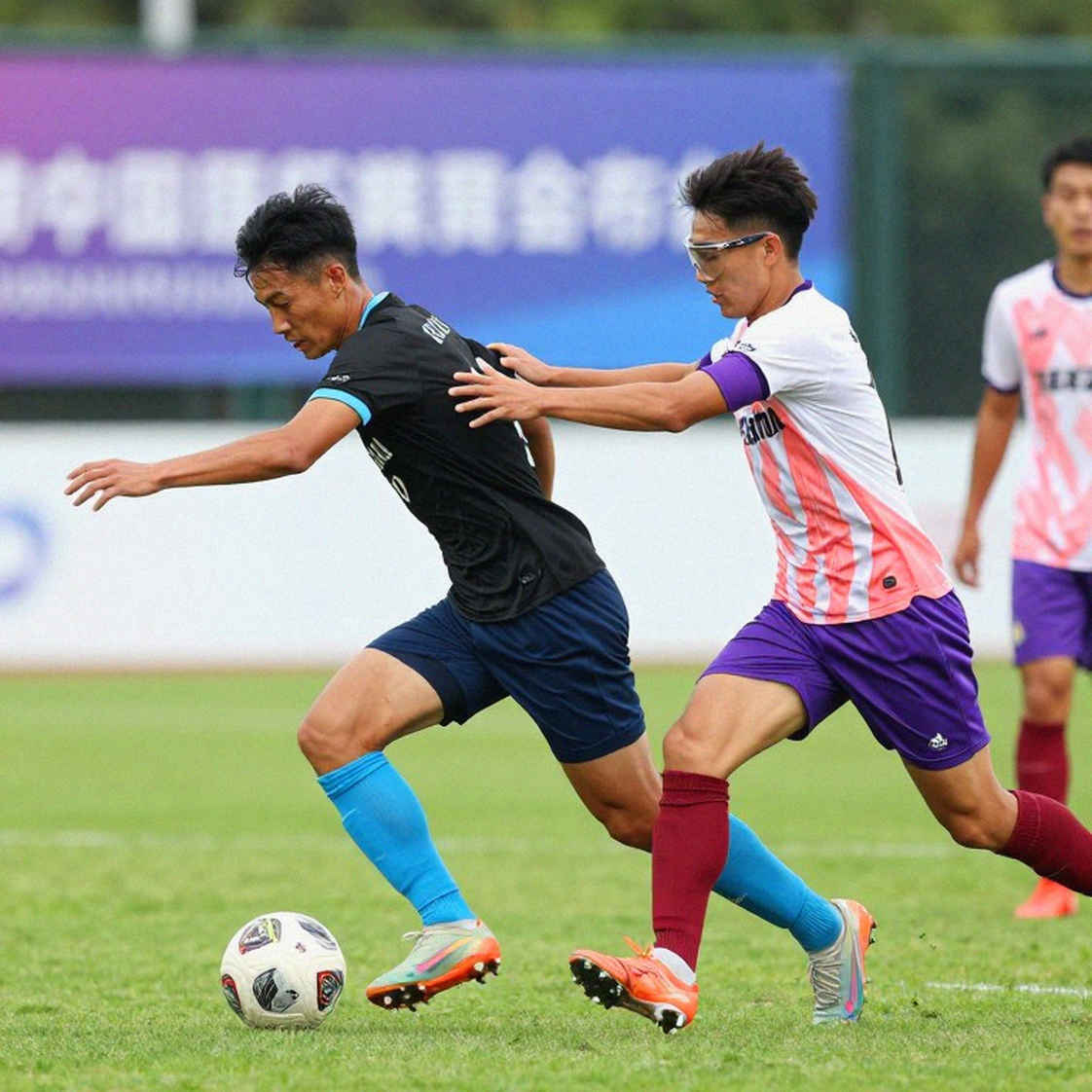 Hà Nội FC thắng Công An Hà Nội: 75 phút của Văn Quyết và bài toán chuyển giao chưa có đáp án