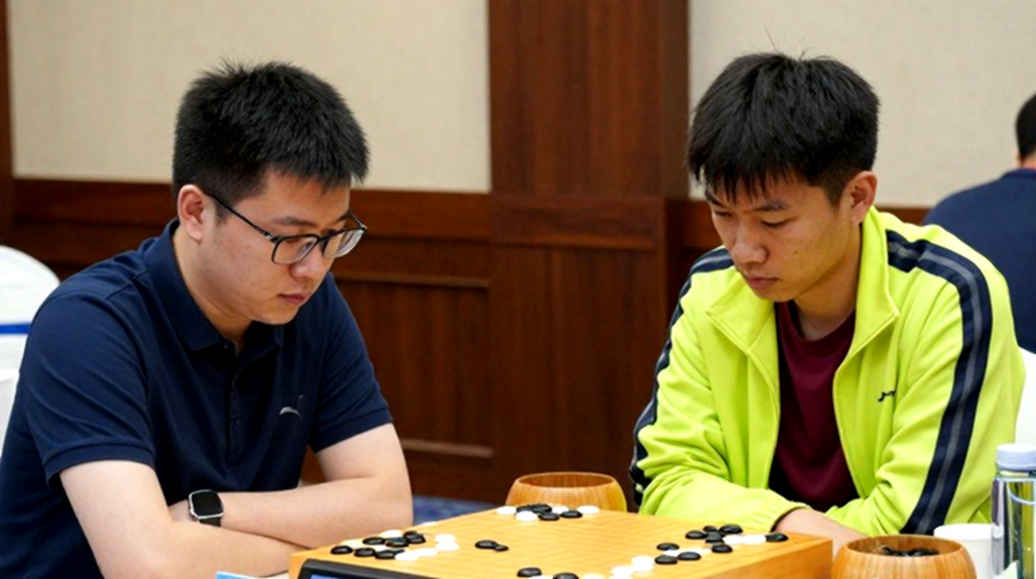 Olympiad cờ vua 2026 tại Samarkand: cuộc phòng ngự hai ngôi vương và phần bị bỏ quên