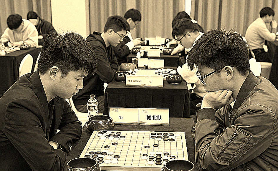 Báo cáo đủ chín chiều, dữ liệu rỗng: chuẩn mực nào cho phân tích esports?