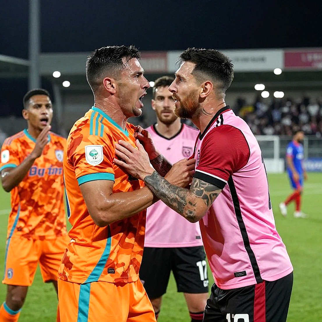 Lyon gặp Crystal Palace tại Europa League: Khi cả hai hàng công cùng sứt mẻ