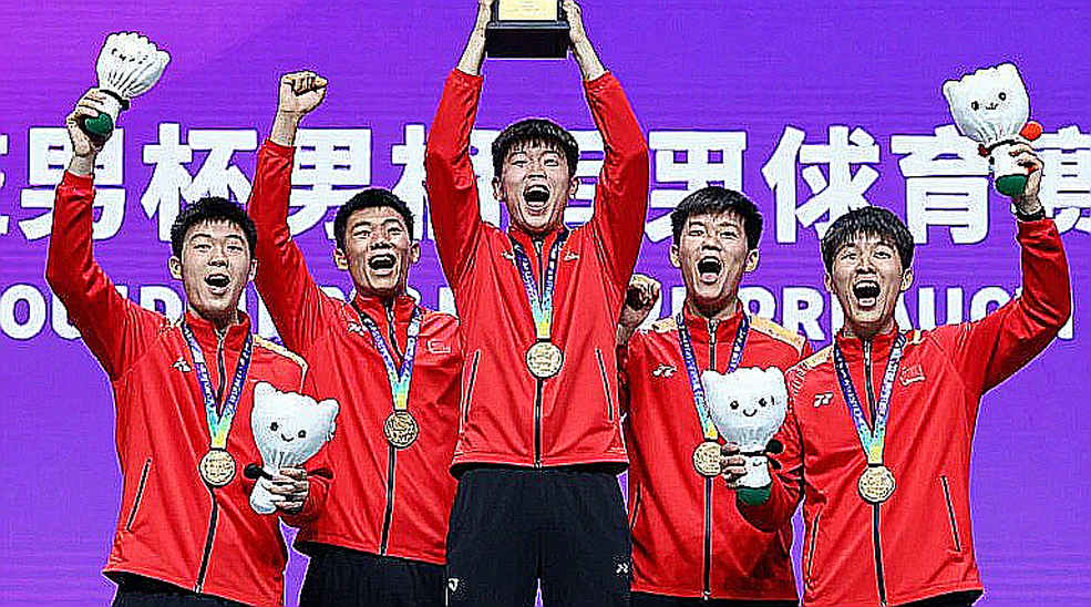 Alwi Farhan tập cùng Kento Momota trước Asian Games 2026: Tín hiệu nằm ở chỗ dữ liệu im lặng Alwi Farhan tập cùng Kento Momota trước Asian Games 2026: Tín hiệu nằm ở chỗ dữ liệu im lặng
