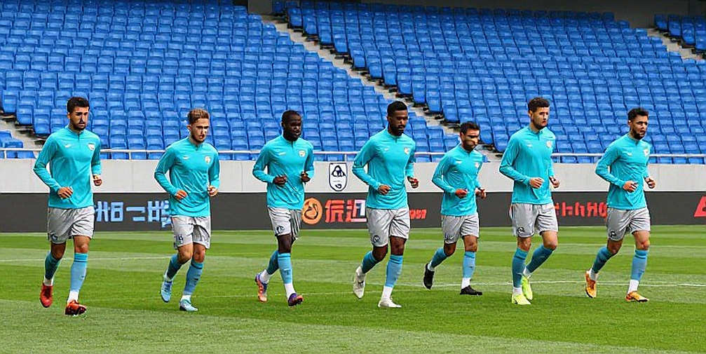 V.League và bản đồ nguồn lực: khoảng trống giữa sân cỏ và két sắt