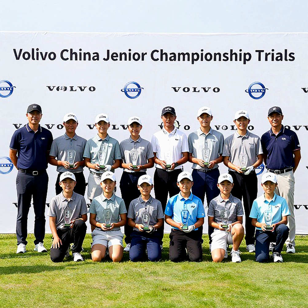 Golf chuyên nghiệp giữa hai thời đại: Khi dữ liệu và chia rẽ định nghĩa lại môn thể thao