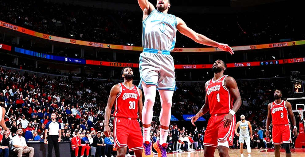 The Clippers' $40 Million Gamble: When the Biggest Contract of the Season Sits Out The Clippers' $40 Million Gamble: When the Biggest Contract of the Season Sits Out
