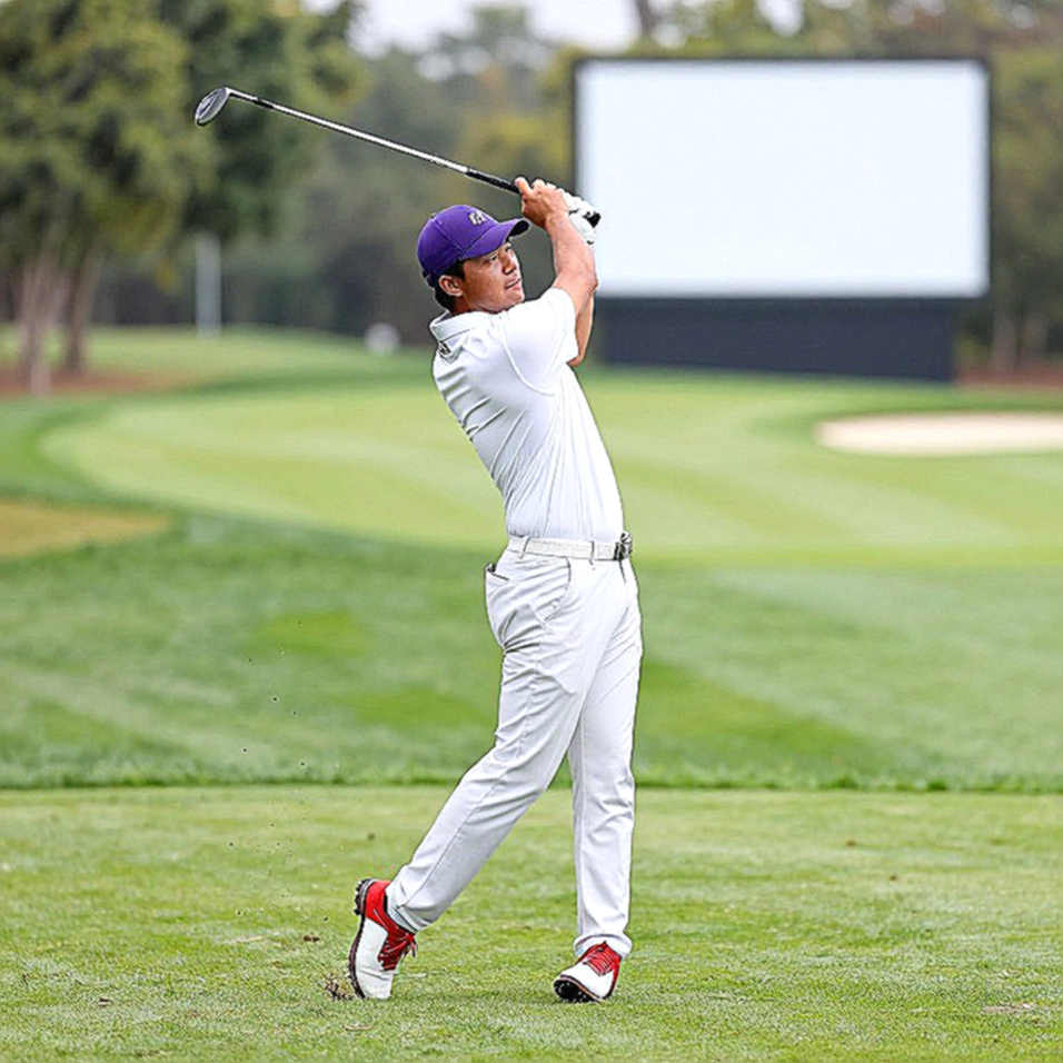 Rory McIlroy, cú 4-iron 230 yard và canh bạc 9.000 điểm ở Wentworth