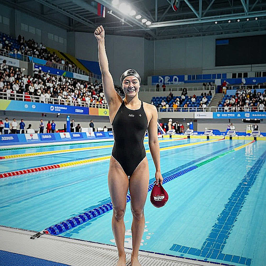 Katharine Berkoff: American 50m Backstroke Record, 100m Backstroke Win and the Battle for Two Olympic Spots