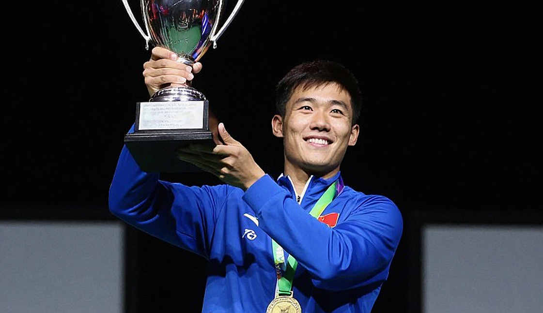 Indonesia nhập tịch Paes và Romeny: Hai hồ sơ pháp lý sạch và bài toán cạnh tranh khu vực Indonesia nhập tịch Paes và Romeny: Hai hồ sơ pháp lý sạch và bài toán cạnh tranh khu vực