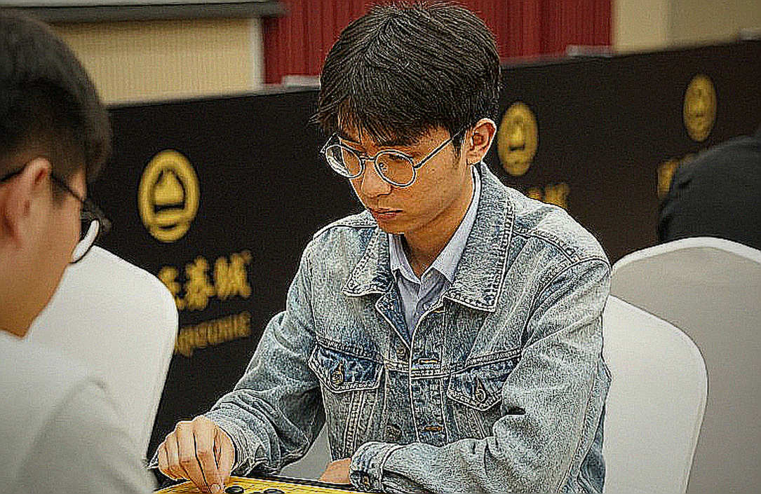 Is Chess the Least Expressive Sport? Rereading a Bias from Outside the Board Is Chess the Least Expressive Sport? Rereading a Bias from Outside the Board