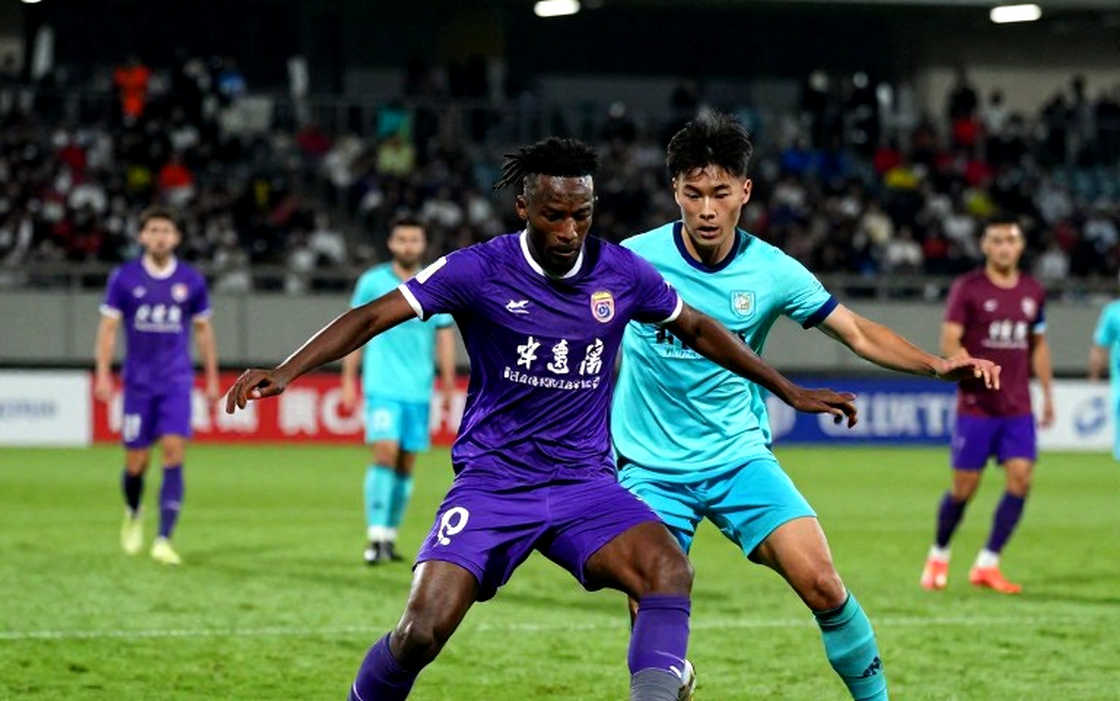 Mahrez cập bến Al-Shamal: Bản hợp đồng miễn phí và cuộc hẹn ngày 23/11 Mahrez cập bến Al-Shamal: Bản hợp đồng miễn phí và cuộc hẹn ngày 23/11