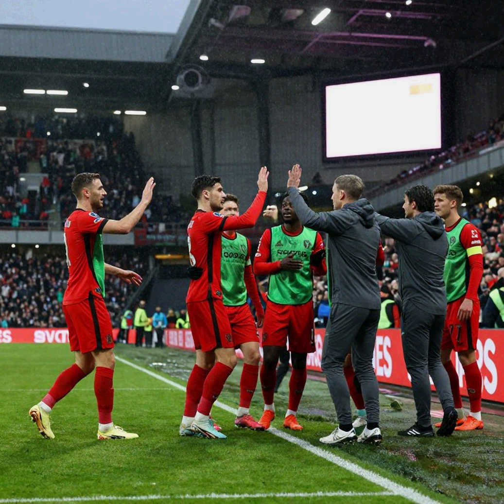 Amrabat, Barcelona và thương vụ đổ bể tháng 1/2026: khi giải đấu lớn thử thách sự kiên nhẫn Amrabat, Barcelona và thương vụ đổ bể tháng 1/2026: khi giải đấu lớn thử thách sự kiên nhẫn