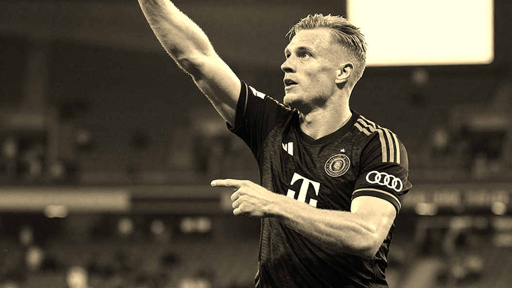 Bóng đá Việt Nam và thị trường chuyển nhượng V.League 1: Cuộc chơi của những con số không được công bố